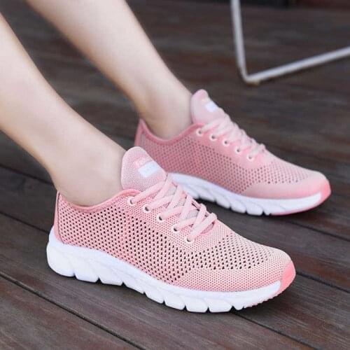 Flying Woven Breathable Running Shoes Womens Sports Shoes Tennis Walking Mesh 2021 Summer New Style