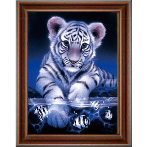 Diamond Embroidery Needlework Diamond Painting Pasted Painting Square Fashion Embroidery Cross Stitch Home Decor Lovely Tiger
