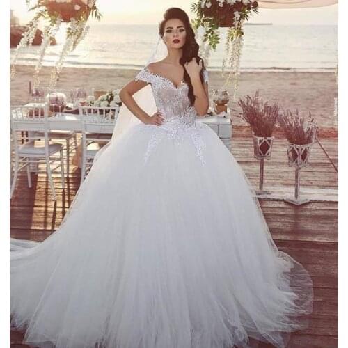 Lace Ball Gown Wedding Dresses Tiered Tulle Off Shoulder Applique Sweep Train Wedding Bridal Gowns robe de mariée