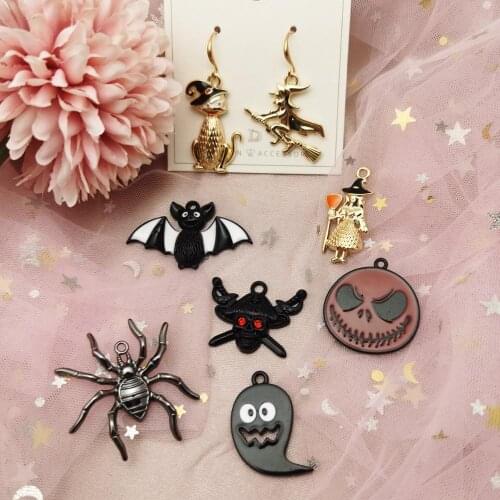 10pcs Halloween Pirate Ghost Skull Witch Spider Enamel Charms Alloy Pendants Charm Earring Bracelets DIY Jewelry Accessory Decor