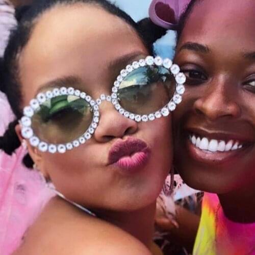 New Round Crystal Womens Sunglasses 2020 Luxury Brand Alloy Vintage Shiny Sun Glasses Female Clear Rhinestone Gradient Shades