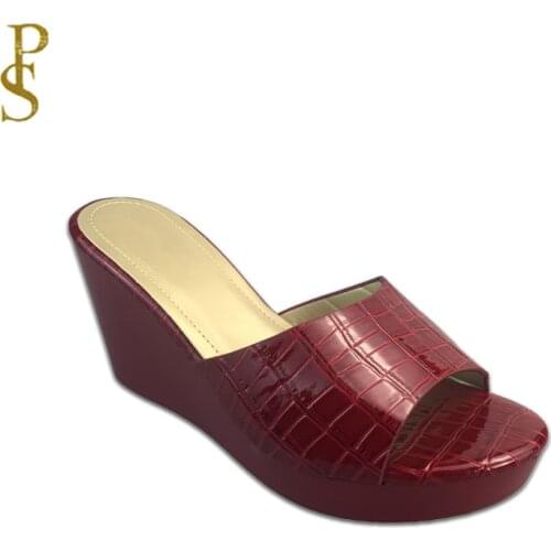 Summer ladys slippers PU Ladies' shoes with large soles and high heels Mom Casual slippers