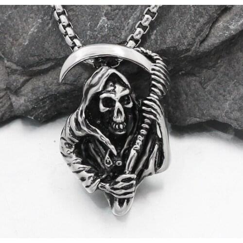 2021 Japanese skeleton sickle Pendant Necklace aggressive personality titanium steel punk trendy mens Necklace