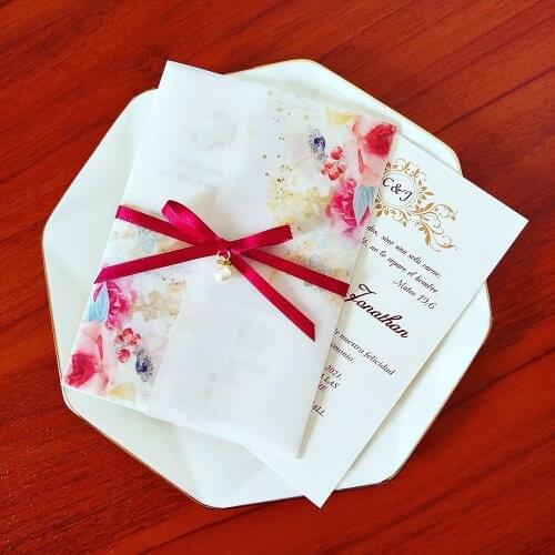 50pc Pink Flower Personalized Print Vellum Wedding Invitations with Ribbon Rhinestone and l Envelope DIY Tracing Cards for Party