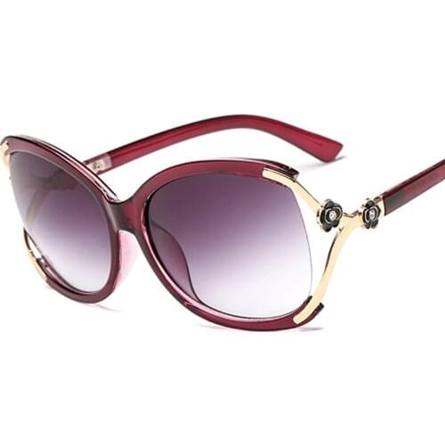 Retro Woman Sunglasses Hollow Flower UV400 Dark Fashion Sunglasses Holiday Street Photo Shows All-match Glasses Xmas Gift