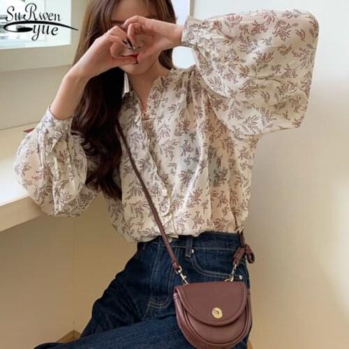 2021 Sping and Autumn Long Sleeve Fashion Women Blouses Printed Puff Sleeve Loose Blouse Short Chiffon Blouses Cardigan 10314