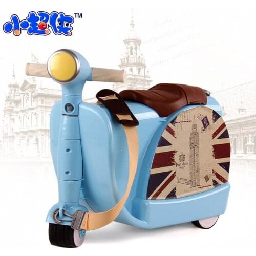 Children can sit on the toy box in children multifunctional storage box