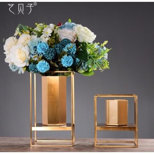 European style metal vase decoration Living room home decoration wrought iron flower arrangement flower pot flower arrangement