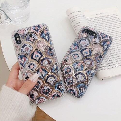 Luxury Scaly Vintage Floral Liquid Phone Case for iPhone 11 Case Gold Quicksand Tpu Case for Iphone Xr 11Pro Xs Max 8 7 Plus