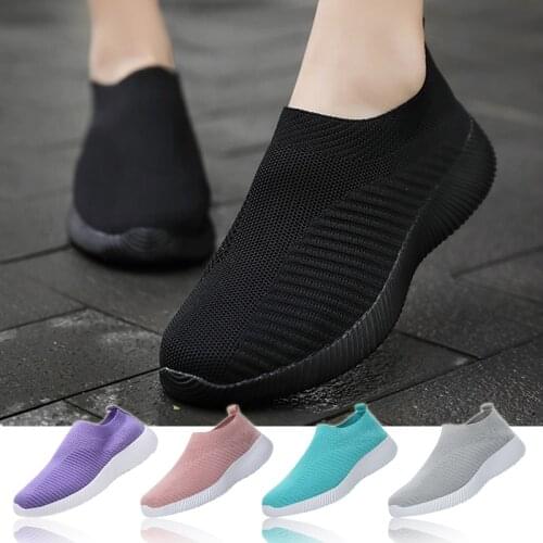 Women Running Shoes Superlight Breathable Woman Sports Shoes Female Slip-on Mesh Soft Footwear Outdoor Sneakers Flats Shoes