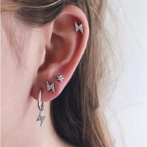 New Arrived Cz Lightning Moon Stud Earring 3 Color Pave Clear Cz Minimal Delicate Girl Lady Gift Crescent Moon Flash Stud Daily