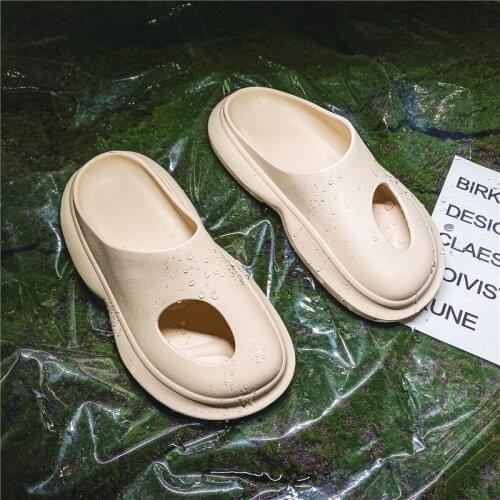 New Summer Couple Home Sandals And Slippers Thick Soft Sole Comfortable Domineering Muscle Alien Baotou Shoes For Men And Women