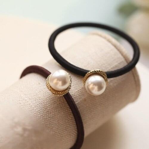 Hot New Simple small fragrant imitation pearl metal rotating wind the rubber band Tousheng Jewelry Rubber Rope crystal jewelry