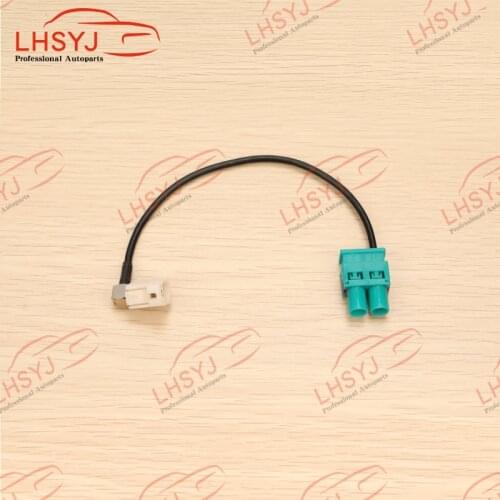 1 Female To 2 Male Radio Antenna Adapter For Volkswagen MIB RCD360 RCD330 Radio for Skoda for Audi OEM Stereo Head Unit