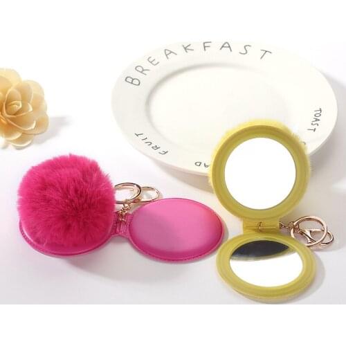 1Pcs 17 Color Cute Puff Ball There Mirror KeyChains KeyChains Kids Women Rings Android KeyChains Car Bag Santa Claus Key Chain