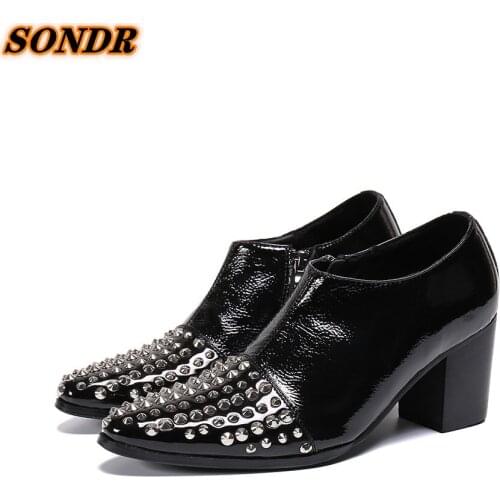 Men Rivet High Heels Genuine Leather Shoes Pointed Toe Zipper British Style Dress Night Club Shoes Sapato Social Masculin