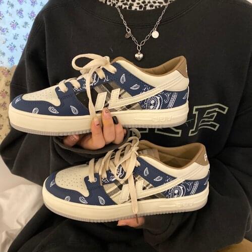 Fashion color matching lace flat casual womens shoes spring and autumn new retro Japanese printed canvas shoes