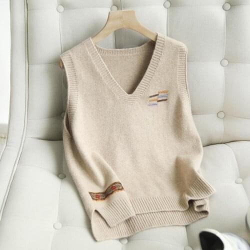 2021 Spring Woman V Neck Sleeveless Knitted Sweater Autumn Winter Female Sweater Casual Loose Outwear Solid Pullover Vests H1147