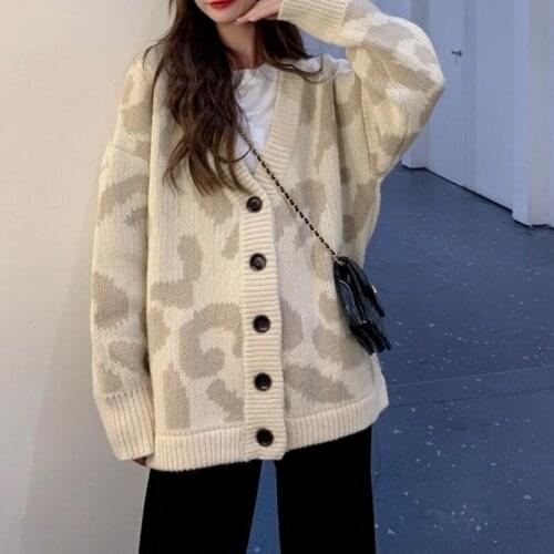 Autumn Winter V-Neck Knitted Cardigans Women Leopard Printed Loose Sweaters Female Elegant Casual Coat Soft Knitwear 2021