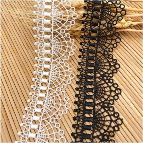 1Yards Latest Wedding Dress Applique Embroidery Lace Trim 3.8cm Lace Fabric Ribbon Flowers Laces Sewing Clothing dentelle LA6