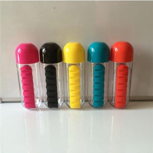 Creative water cup. Bring a 7-day portable medicine cup. Two in one outdoor water bottle. Kit cup