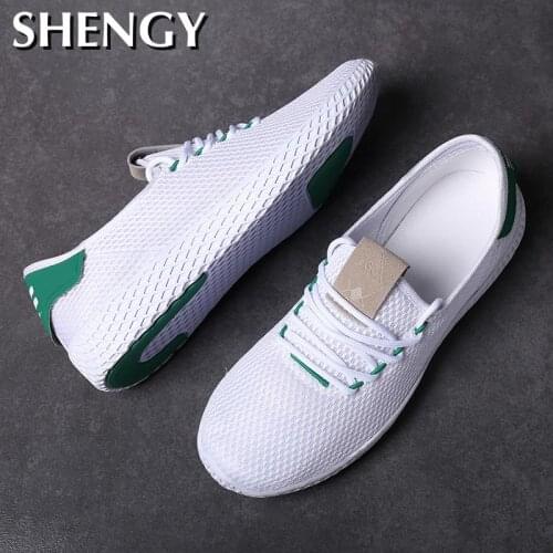 Summer Males Casual Shoes Lightweight Breathable Solid Color Sport Shoes Mesh Low Cut Sneakers Mens Trainers Outdoor Sneakers