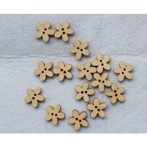 600pcs Flower Wood Craft Cloth Sewing 2 Holes Buttons 14mm natural wood unvarnished
