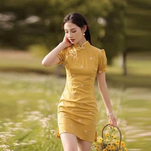 Cheongsam Dress Modern 2021 Qipao Women Vintage Dress Chinese Traditional Sexy Cheongsams Oriental Party Split Bodycon Dresses