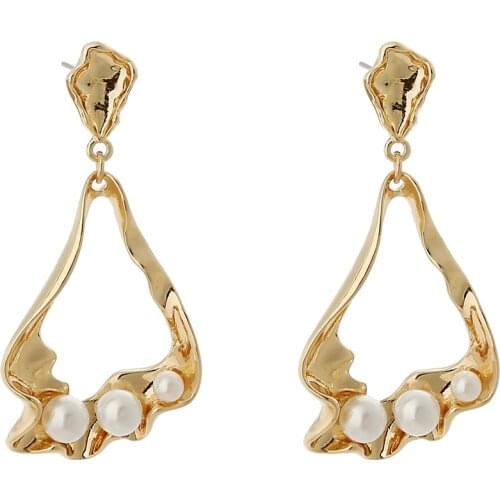 Trendy Alloy Irregular Pendant Drop Earrings For Women Fashion Pearl Charm Statement Jewelry Wedding Earrings Female 2020