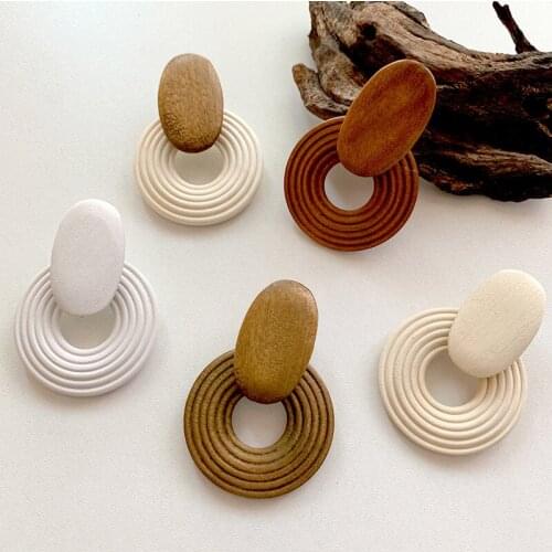 Geometric circular spiral wood Earrings for women 2020 new fashion simple decorative earrings for women, jewelry korean fashion