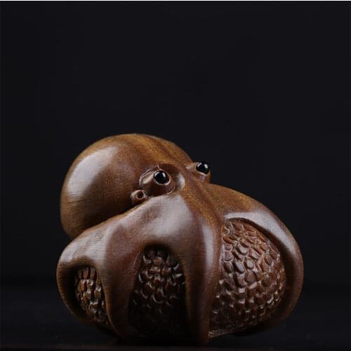 Green sandalwood 5cm Wood Sculpture Animal Sculpture octopus Collection Office Decoration Rich Home Décor