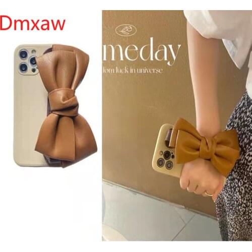 Liquid Silicone Cover For iPhone 13 Pro Max 12 11 Pro Max Mini X XR XS Max 8 7 6 6s Plus 5 5s SE Leather Bow Wrist Holder Case