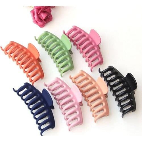 Large Size Hair Shower Clips Claw Clip Hollow Women Handmade Simple Hair Grips Headwear Shower Hairs Crab Clip Accessories L1020