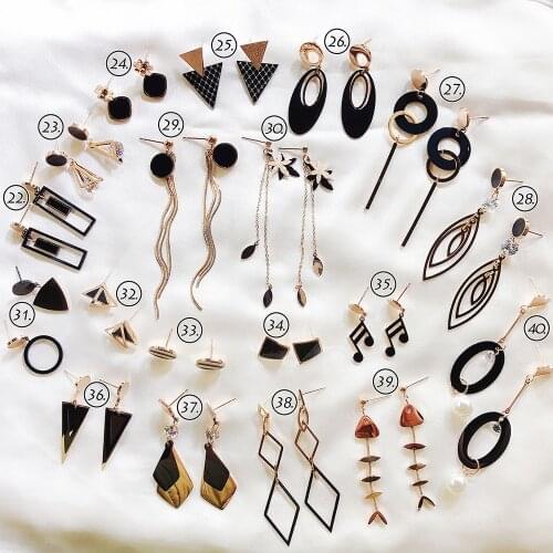 Belle Femme Dangle Earrings