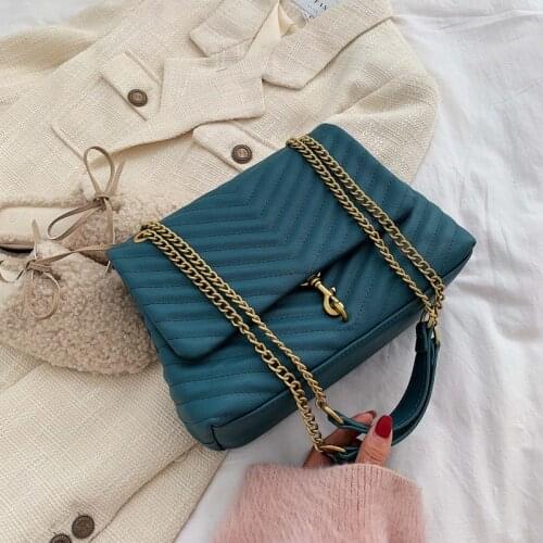 New Shoulder Crossbody Messenger Bag 2021 Handbag Womens Travel Weaves Gold Chain Female Purses Luxury Design High Quality