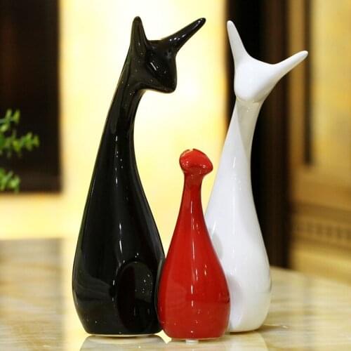 2Pcs/set High Quality ceramic Landscape Decorations The sitting room bedroom Wedding Decoration Adorable Figurine Craft Gift
