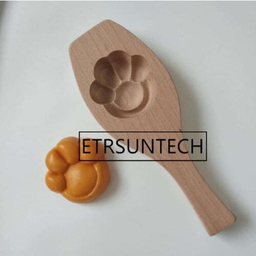 50pcs Dessert Moulds Kitchen DIY Claw Cartoon Bear Shaped Pastry Molds Handmade Environmental Wooden Mooncake Mold