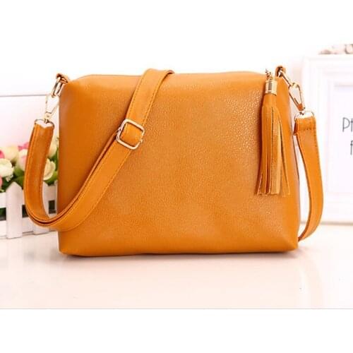 2020 Brand New Trend Womens Shoulder Bag Soft PU Leather Small Flap Shoulder Bag for Ladies Messenger Bag Tassel Handbags
