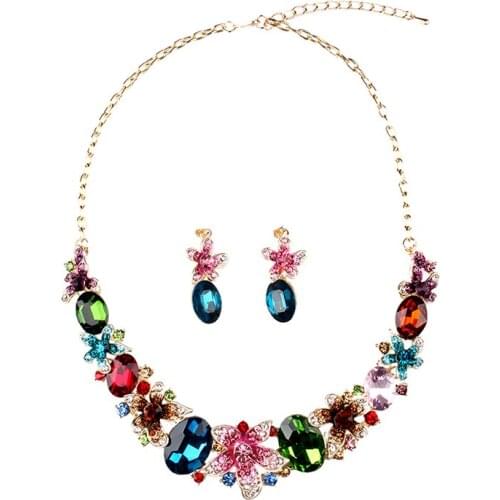 Decorati necklace short female Spring and summer fashion crystal clavicle chain exaggerated European and American jewelry acce