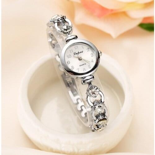 Ladies' Watch Bracelet Watch With Diamond-set Strap Thin Strap Small And Exquisite Dial Fashion Gentle And Versatile Watch New