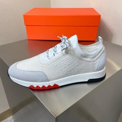 2020 New Guangzhou leather mens shoes mens sports and leisure shoes