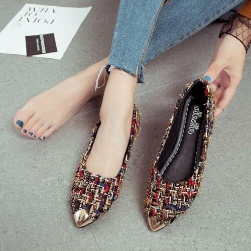 Women Pumps 2019 Fashion Metal Mixed Color Boat Shoes Canvas Casual Shoes Shallow Pointed Toe Ladies Shoes