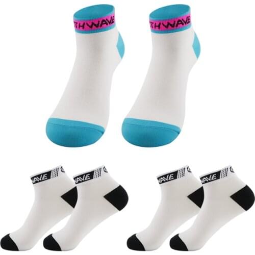 2 Pairs New Professional Cycling Socks Mountaineering Socks Running Socks Sports Socks