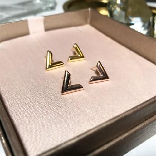 YUN RUO Letter V Stud Earring Woman Gift 18 K Gold Color Titanium Stainless Steel Jewelry Not Fade hypoallergenic Drop Shipping