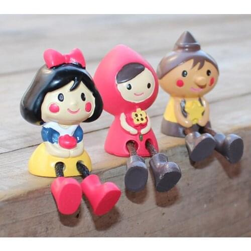 Hanging Dolls Cartoon Anime Miniature figurine Christmas Decoration wedding Fairy Garden ornaments Resin craft ation toy