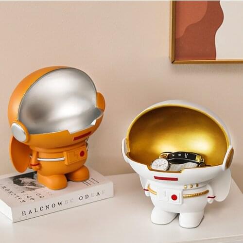 Astronaut light luxury porch put key storage decoration creative living room TV cabinet home decorations housewarming gift