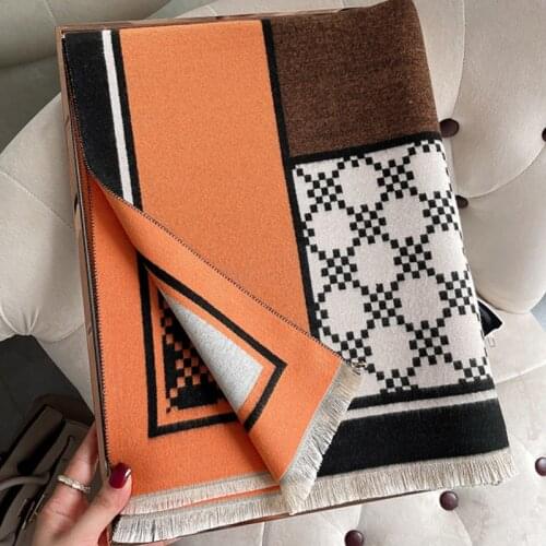 2021 New Women Cashmere Large Scarves Winter Warm Pashmina Design Printed Neck Hijab Scarf Lady Thick Soft Blanket