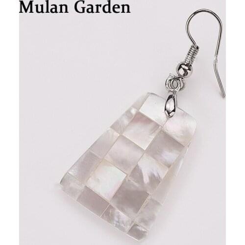 M&G New Fashion Trapezoid Nature Shell Earrings Women Black White Statement Dangle Earrings Shell Jewelry Accessories Wholesale
