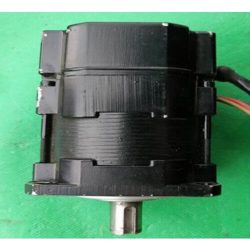 CSM-02BB1ANT3 DC motor used in good condition . 80% appearance new , good working , free shipping