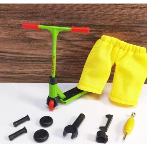 Simulation Mini Finger Scooter Model Set Alloy Scooter Pants Spare Wheel Novelty Funny Toy